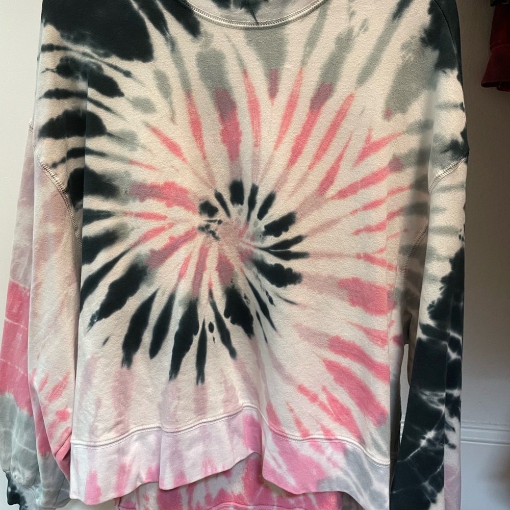 Electric & Rose Tie-Dye Top in Blue and White Pink and Gray sz XS